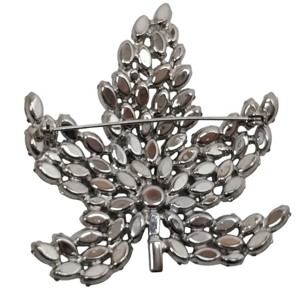 Vintage Rhinestone Maple Leaf Brooch Pin Sparkling Silver-Tone Statement Large - Picture 3 of 6